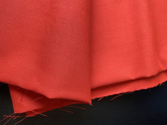 Tela de metaaramida de solidez del color de nivel 5, sarga tejida, material ligero fuerte utilizado en trajes de bombero y uniformes tácticos