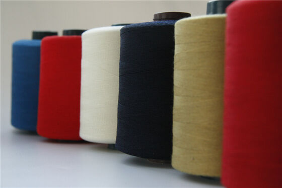 Varios tamaños de hilo de meta-aramida hilo resistente al calor diseñado para aplicaciones textiles resistentes a altas temperaturas